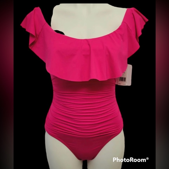 La Blanca Swim La Blanca Island Goddess One Piece Fuschia Pink